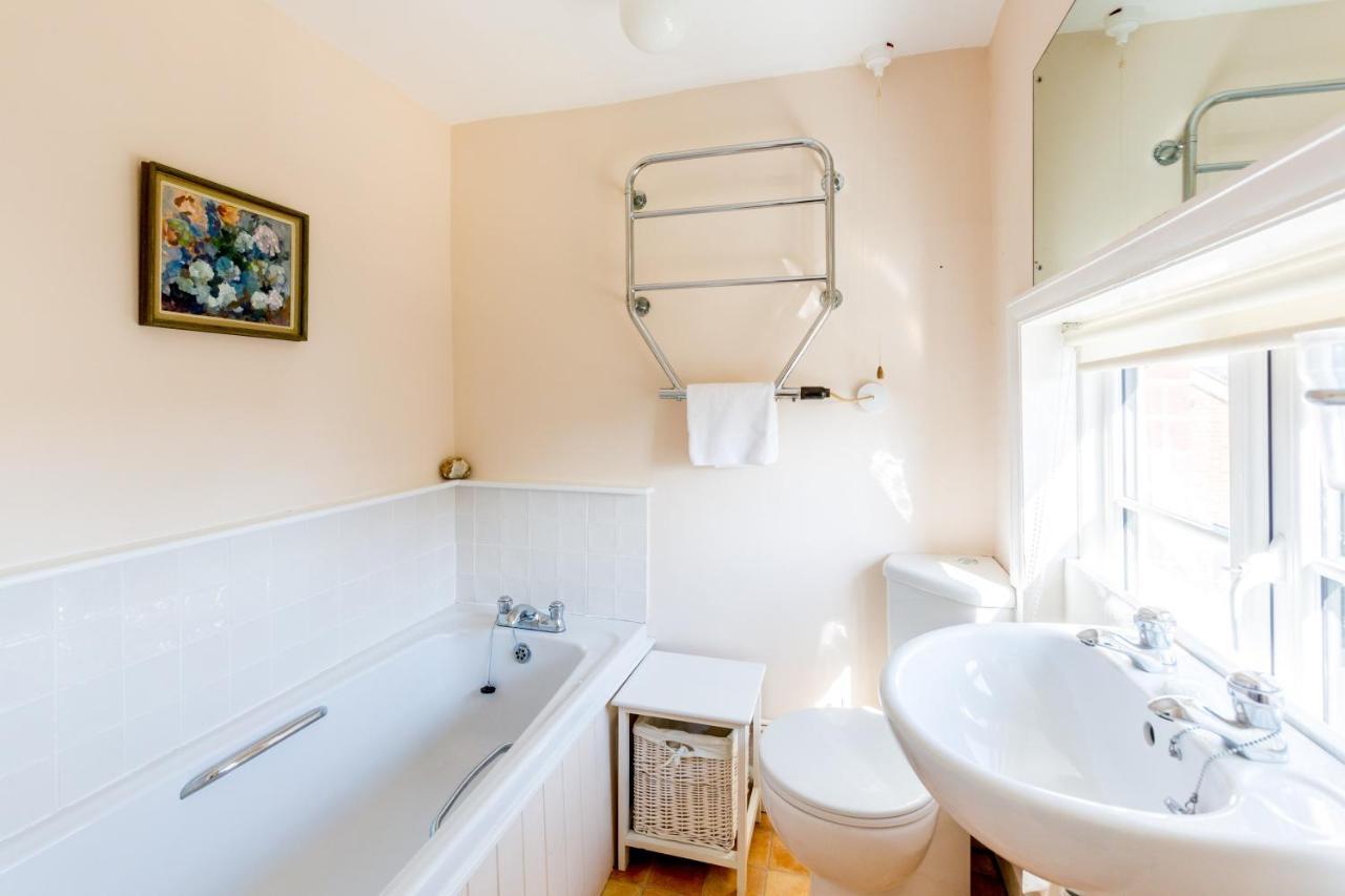 5 Coastguard Cottages Алдебург Экстерьер фото